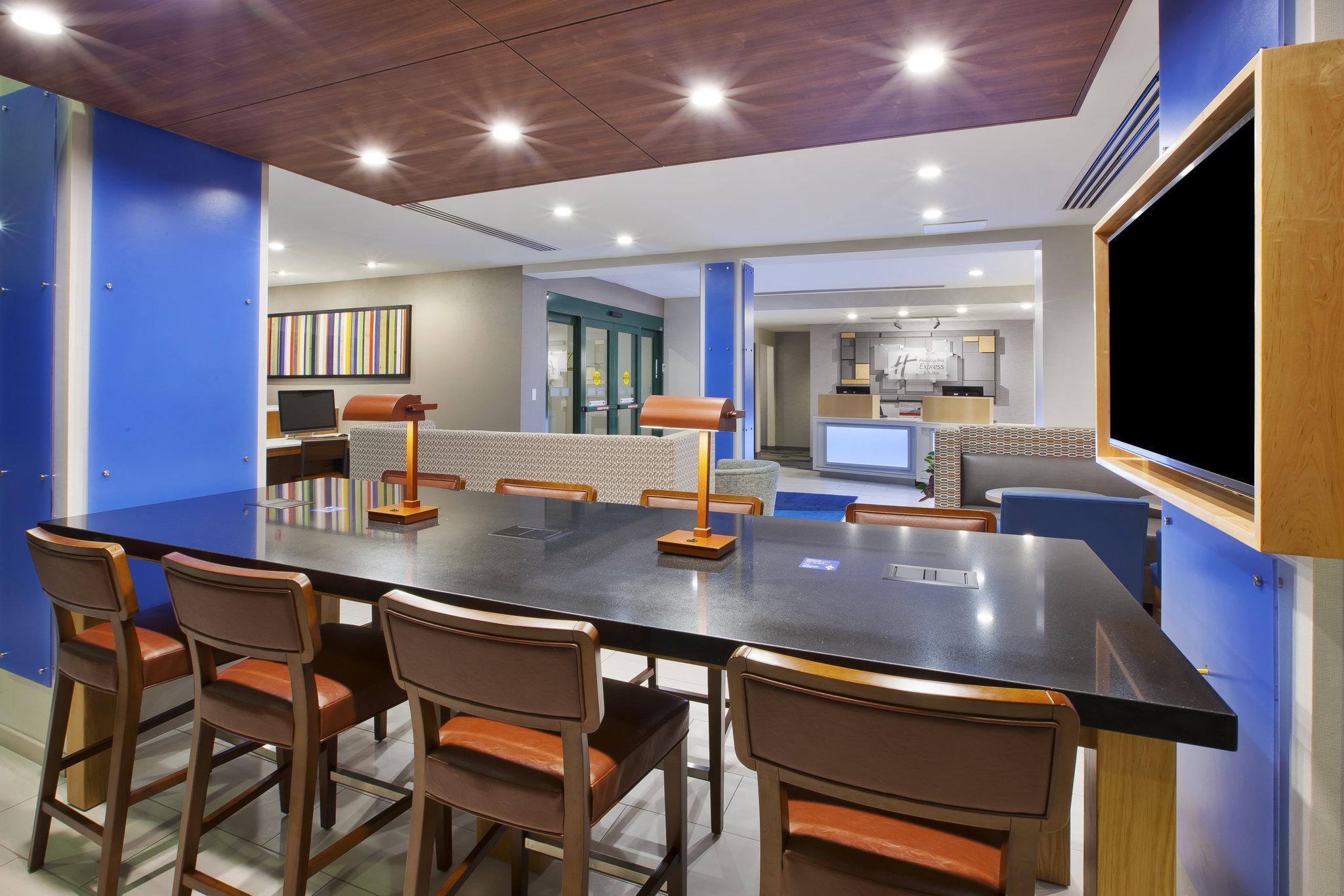 Holiday Inn Express Rochester-Victor By Ihg Exterior photo