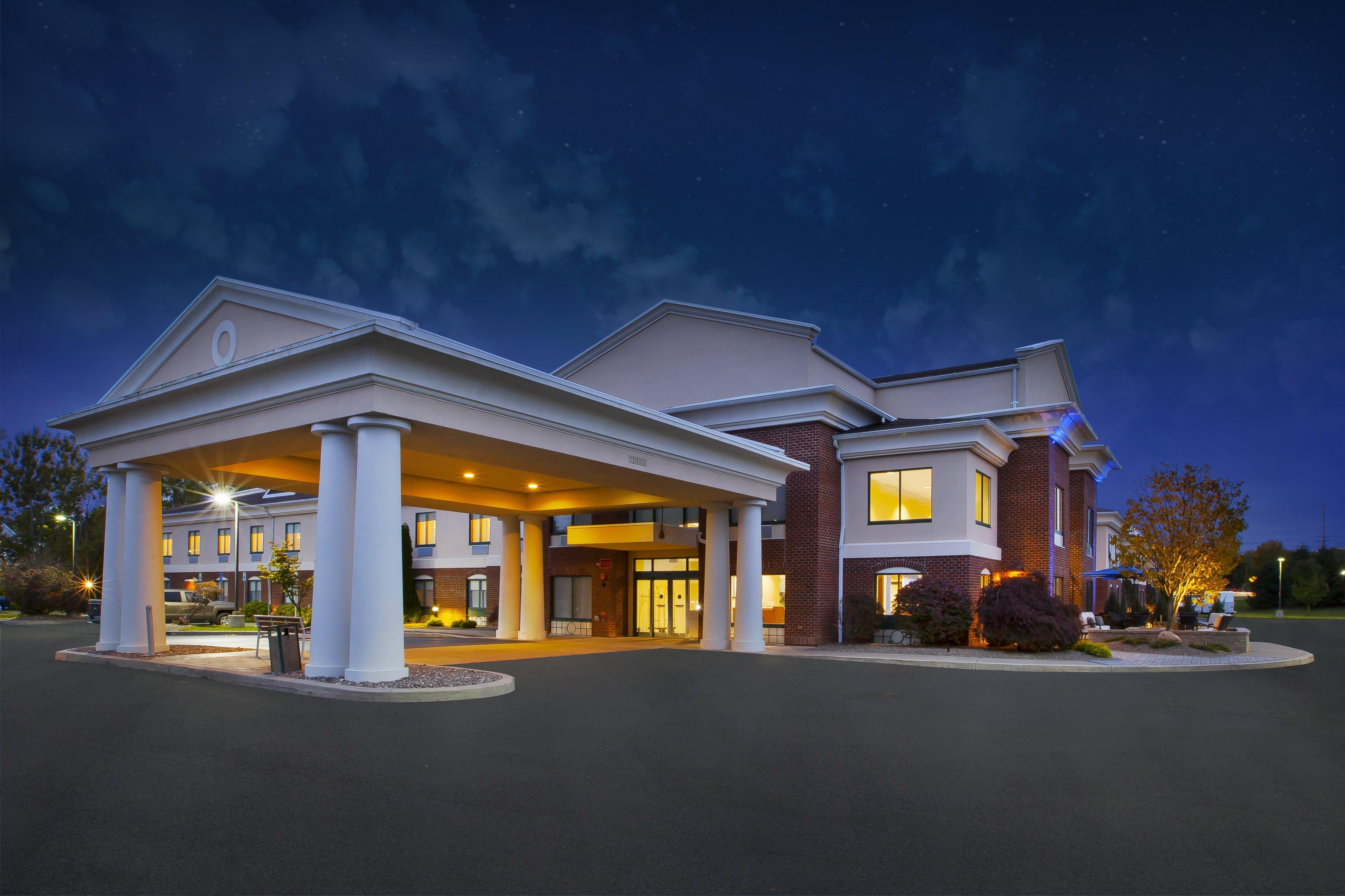 Holiday Inn Express Rochester-Victor By Ihg Exterior photo