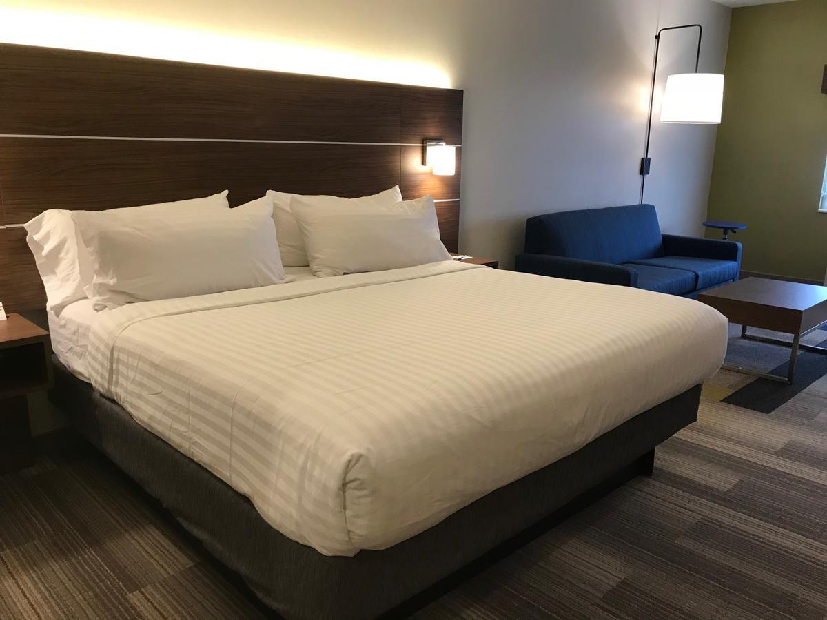 Holiday Inn Express Rochester-Victor By Ihg Exterior photo