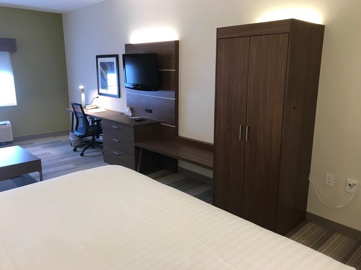 Holiday Inn Express Rochester-Victor By Ihg Exterior photo