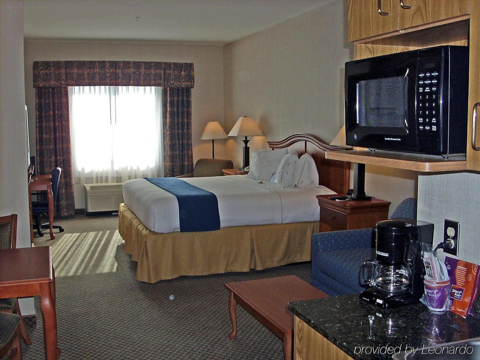 Holiday Inn Express Rochester-Victor By Ihg Exterior photo