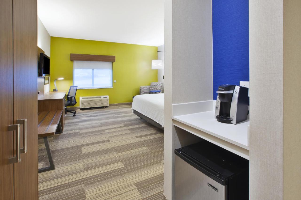 Holiday Inn Express Rochester-Victor By Ihg Exterior photo